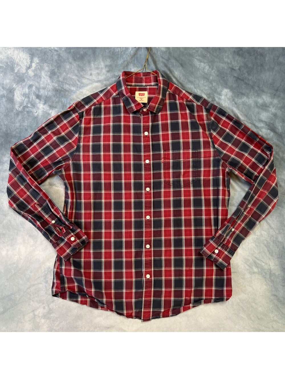 Levi’s Red Blue Plaid Men’s Shirt XL Slim Fit - 1224-2H
